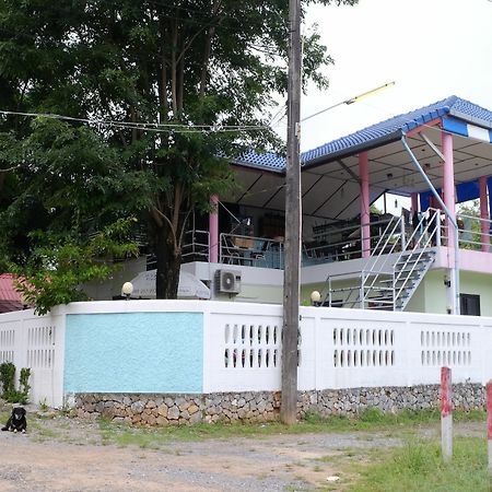 Chomlay Restaurant & Room For Rent Ban Nai Rai Exterior photo